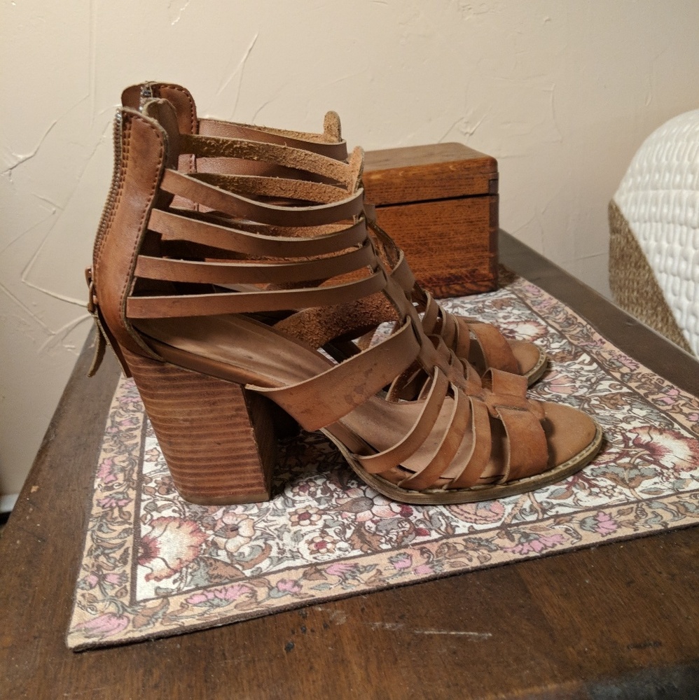 Strappy sandal heels - ecote - tan